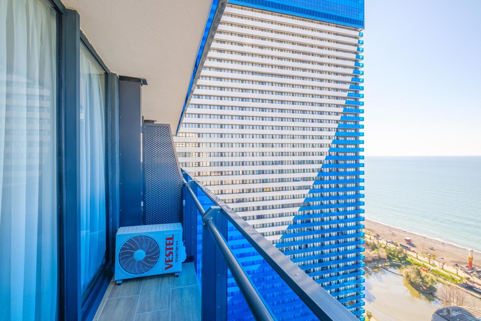 Orbi City Hotel Official D Block Батуми Экстерьер фото